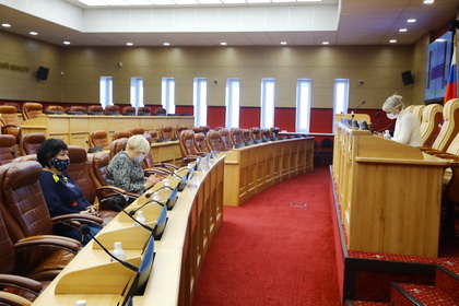 Состояние местных бюджетов обсудили с органами местного самоуправления в Заксобрании